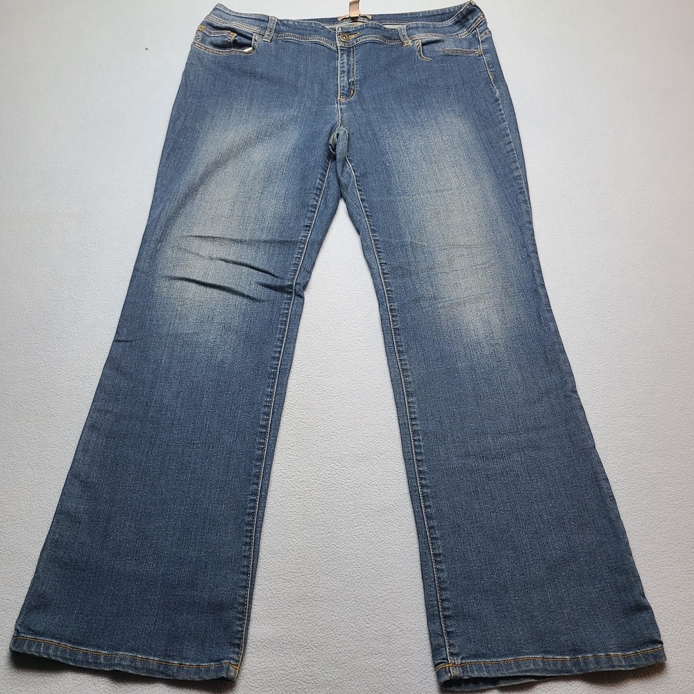 Chico's Jeans Women 2.5 Blue Excellent Embellished Studded Bootcut Denim